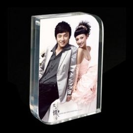 Fashionable Free Standing Acrylic Photo Frames With Magnetic , Transparent